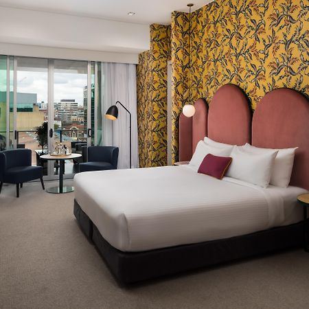 Ovolo The Valley Брисбен Экстерьер фото A room at the hotel