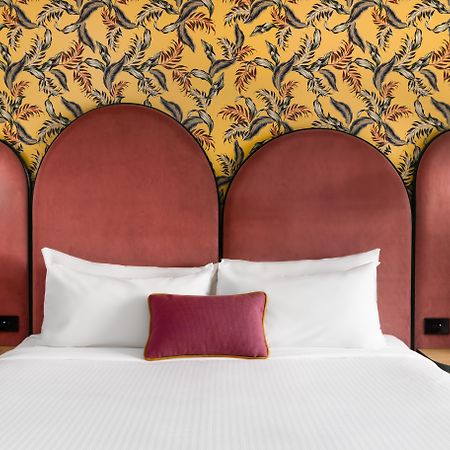 Ovolo The Valley Брисбен Экстерьер фото A bedroom at the hotel
