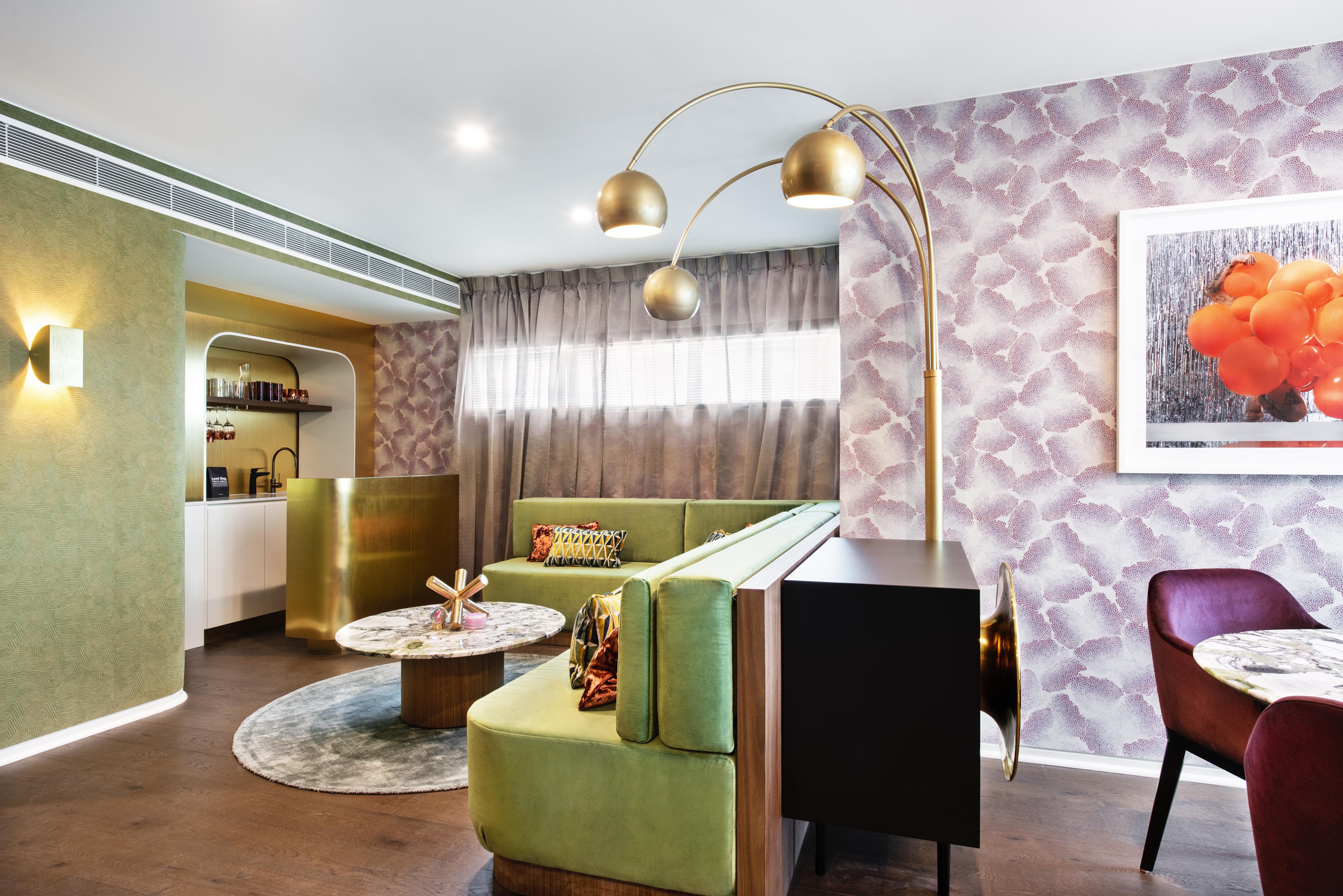 Ovolo The Valley Брисбен Экстерьер фото The interior of the 2018 refurbished lounge