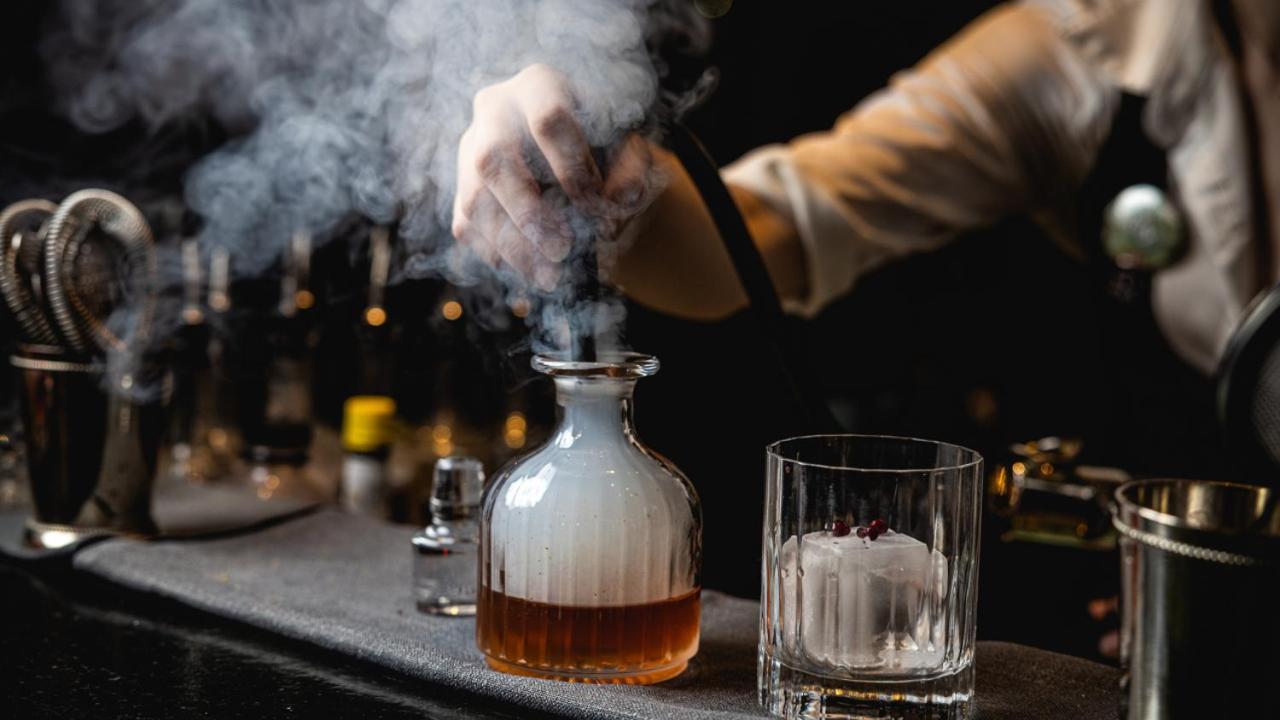 Ovolo The Valley Брисбен Экстерьер фото Smoke being used in a cocktail